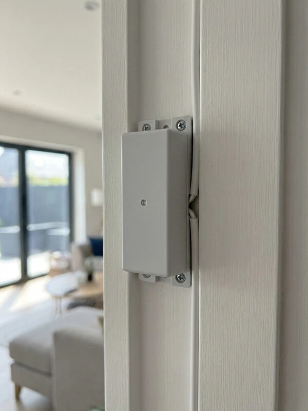 Senzor vibracije Alarmni senzor vibracije Alarmni sistemi Sigurnosni sistemi